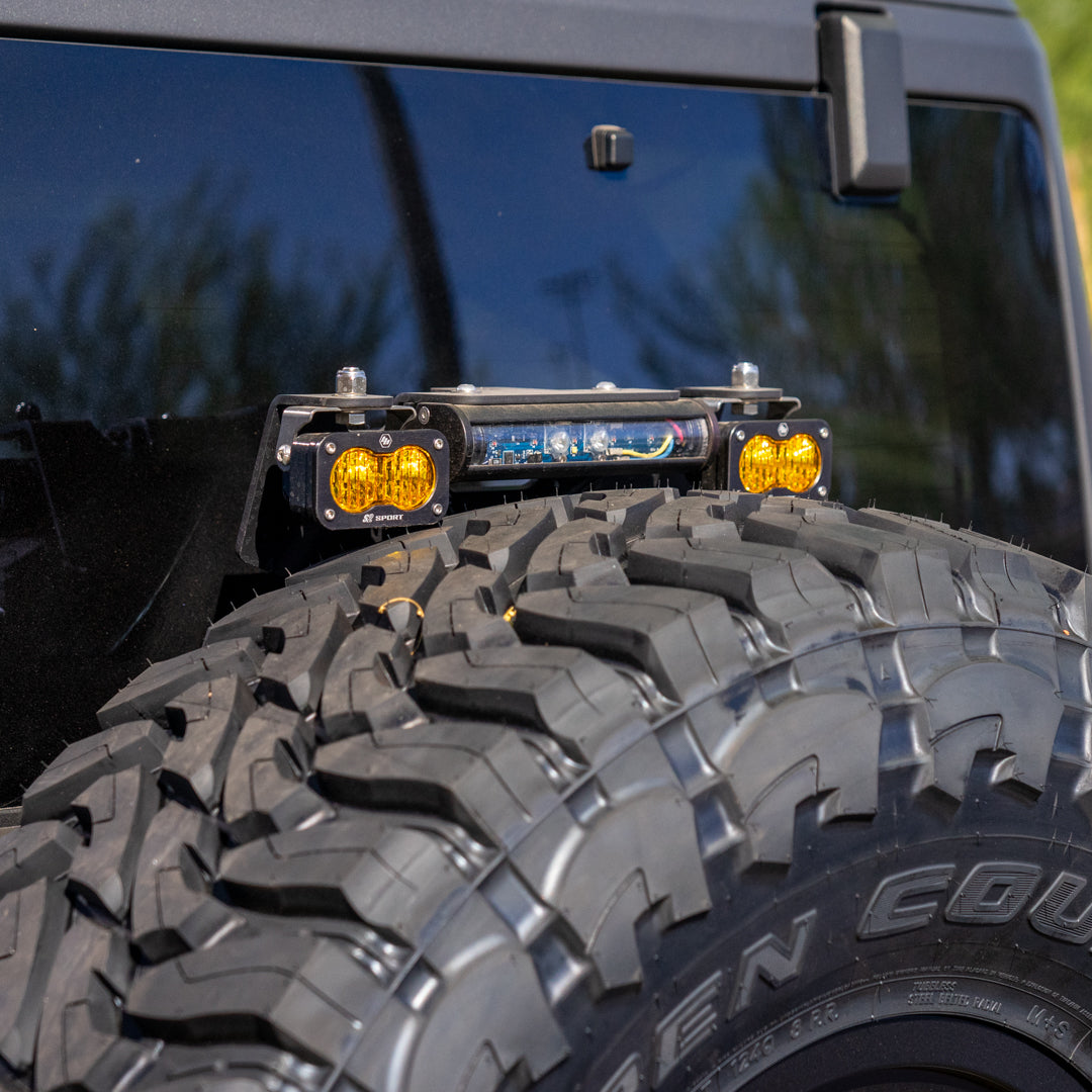 '21-23 Ford Bronco/Bronco Raptor SDHQ Built 3rd Brake Light Chase Light Mount Close-up installed display on vehicle