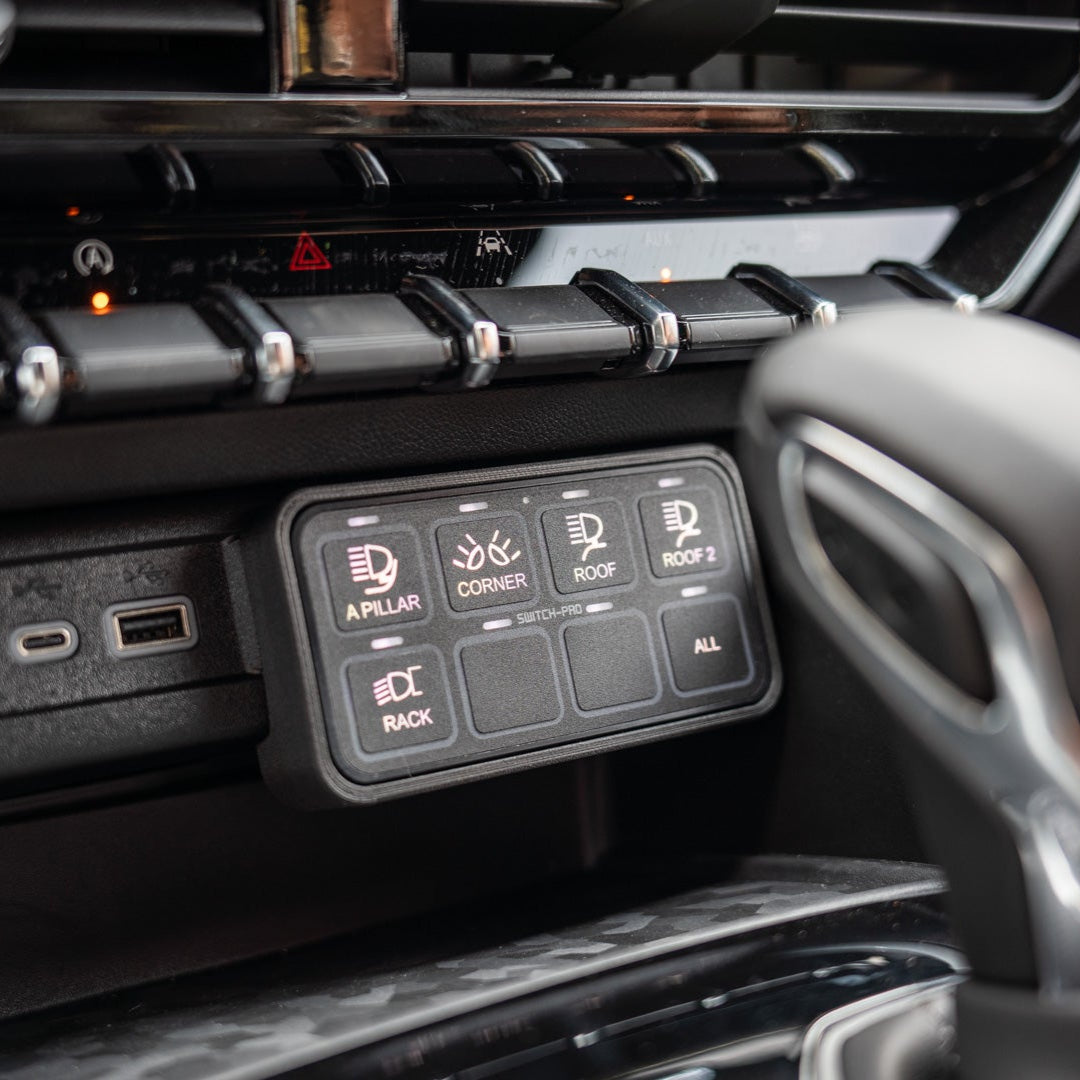SDHQ Built 2023-2025 Colorado/Canyon Switch Pros SP9100 Complete Kit Installed display