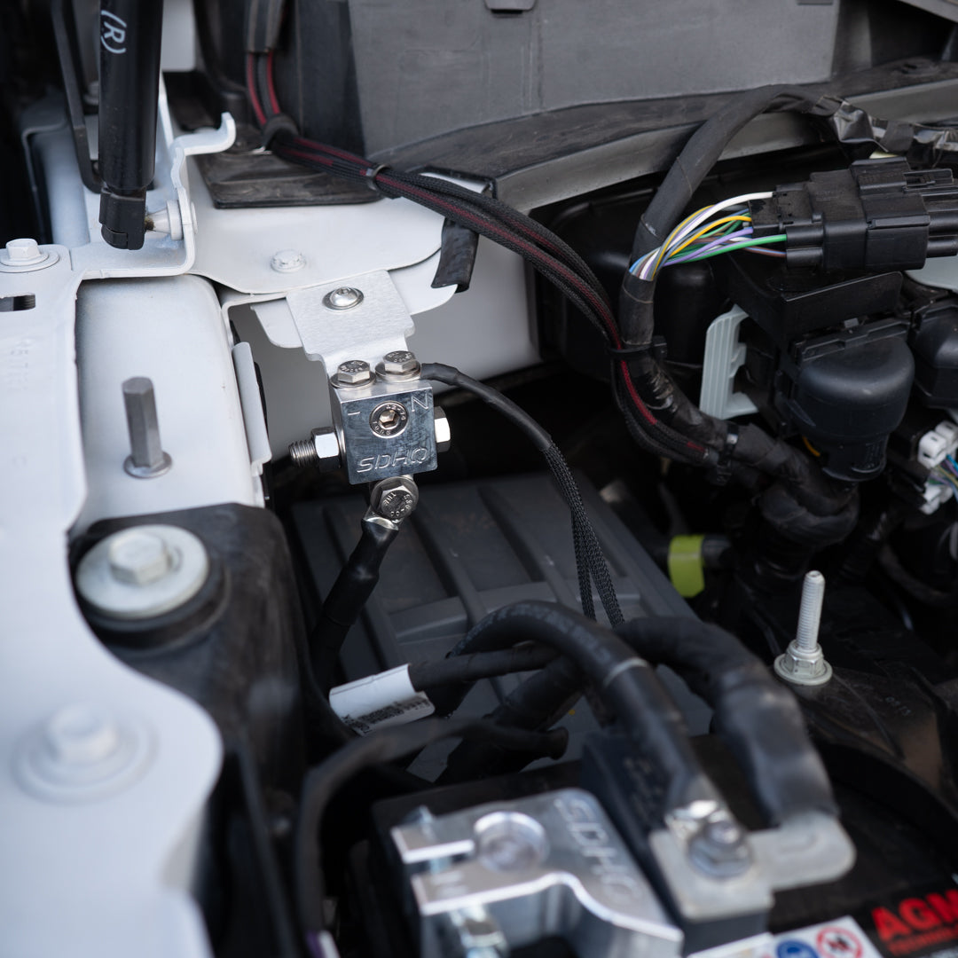 2023-2024 Ford F250/F350 Billet Single Battery Terminal Upgrade Kit Installed Display