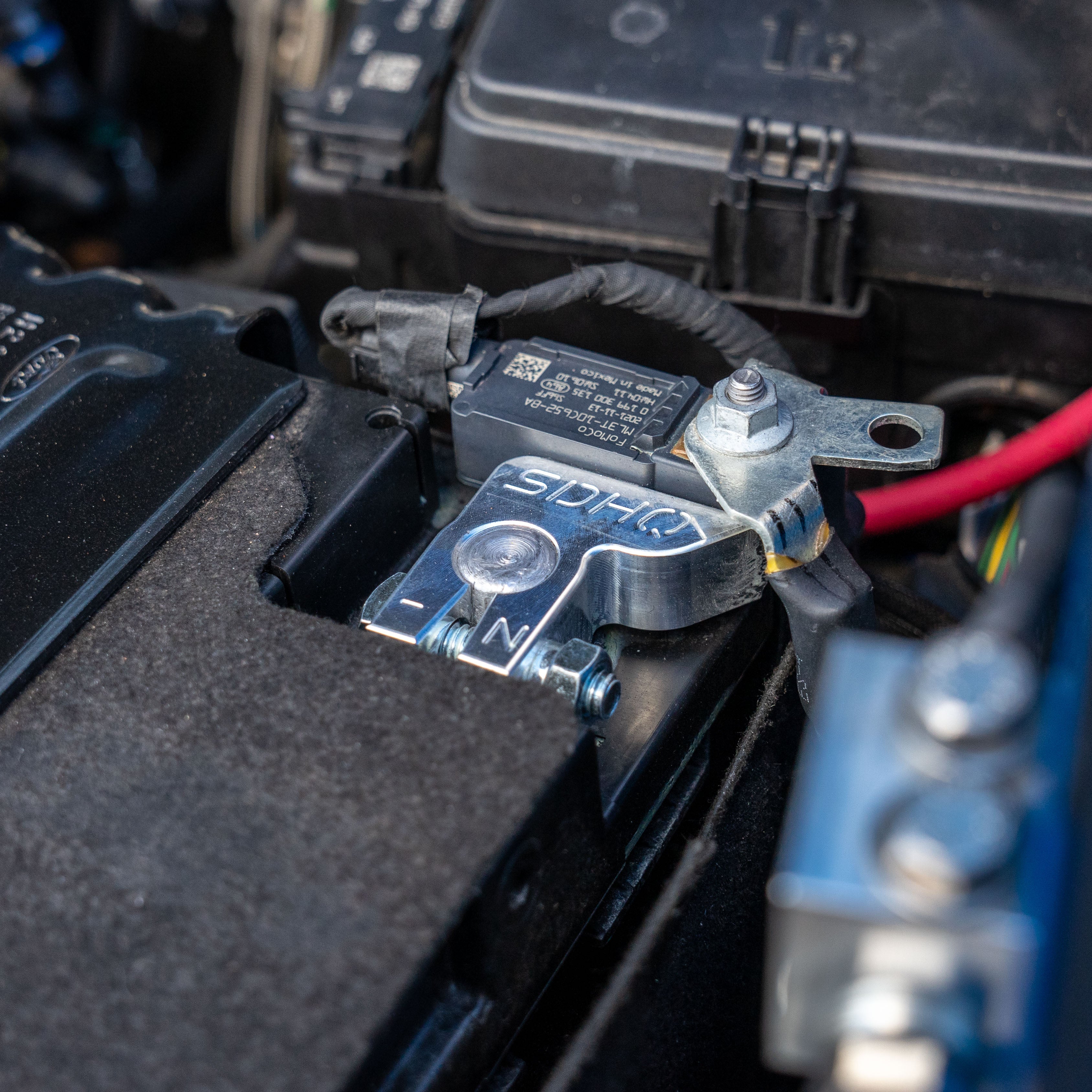 SDHQ Built Negative Battery Sensor Terminal Upgrade Kit Installed Display