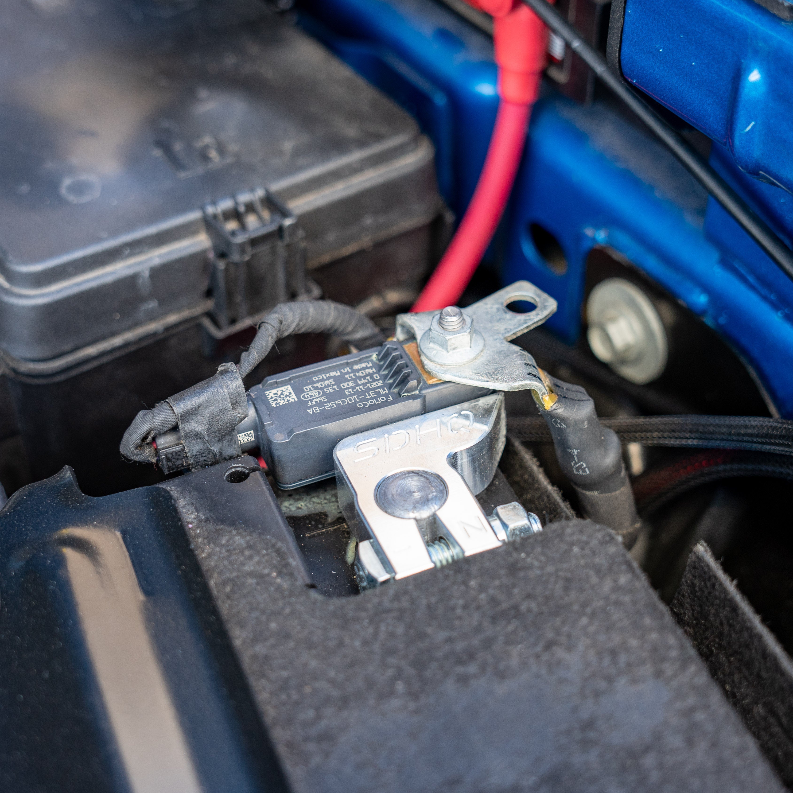 SDHQ Built Negative Battery Sensor Terminal Upgrade Kit installed display