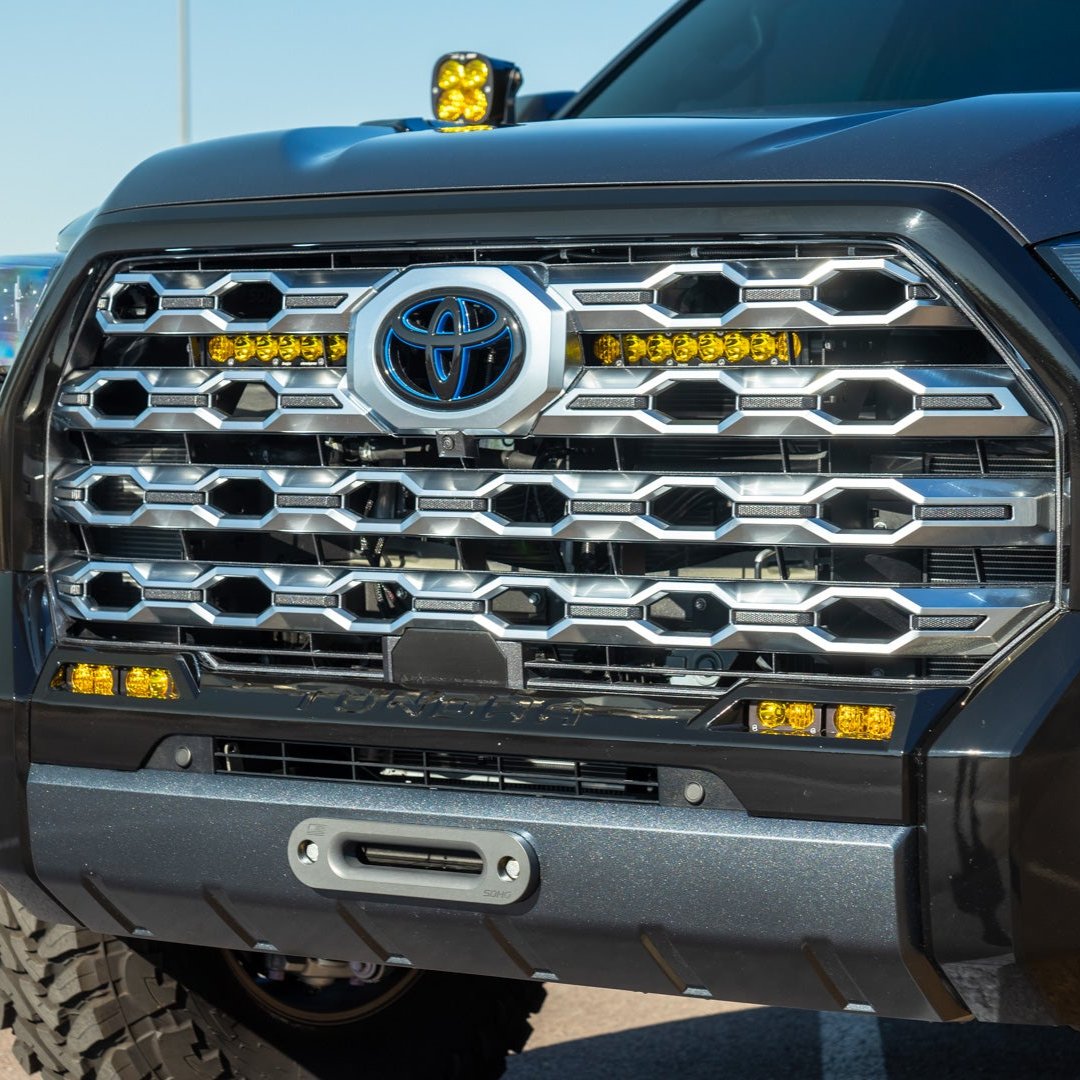 '22-Current Toyota Tundra SDHQ Built Hidden Winch Mount Close-up Display installed