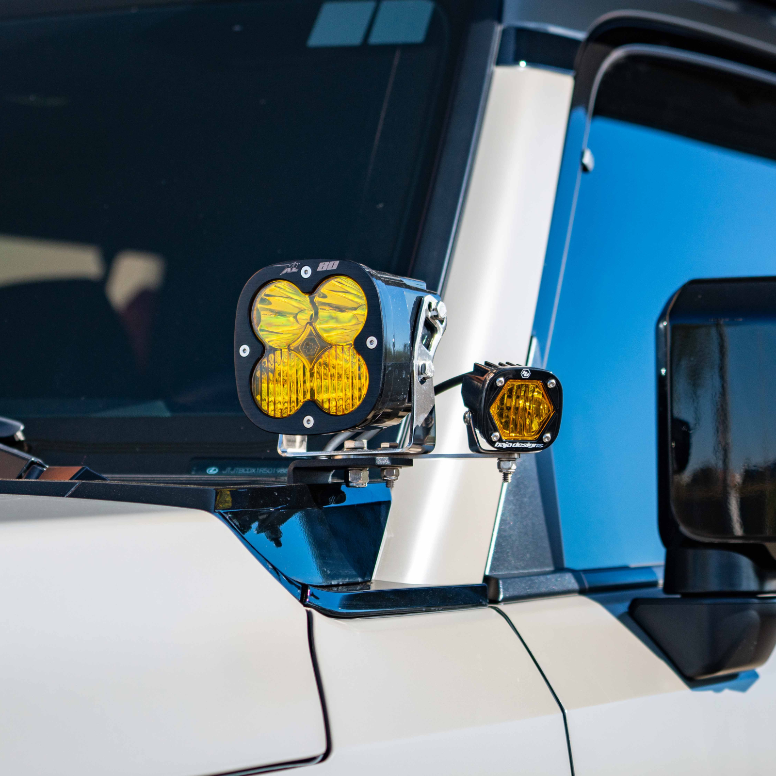 SDHQ Built '24-25 GX550 A-Pillar Light Mounts display installed from same level of light to show the complete installation