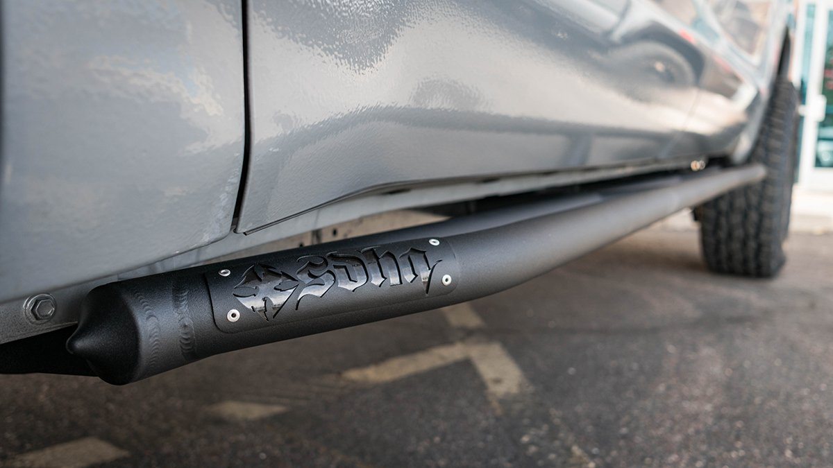 '07-21 Toyota Tundra SDHQ Built Rock Sliders Protection close-up on vehicle