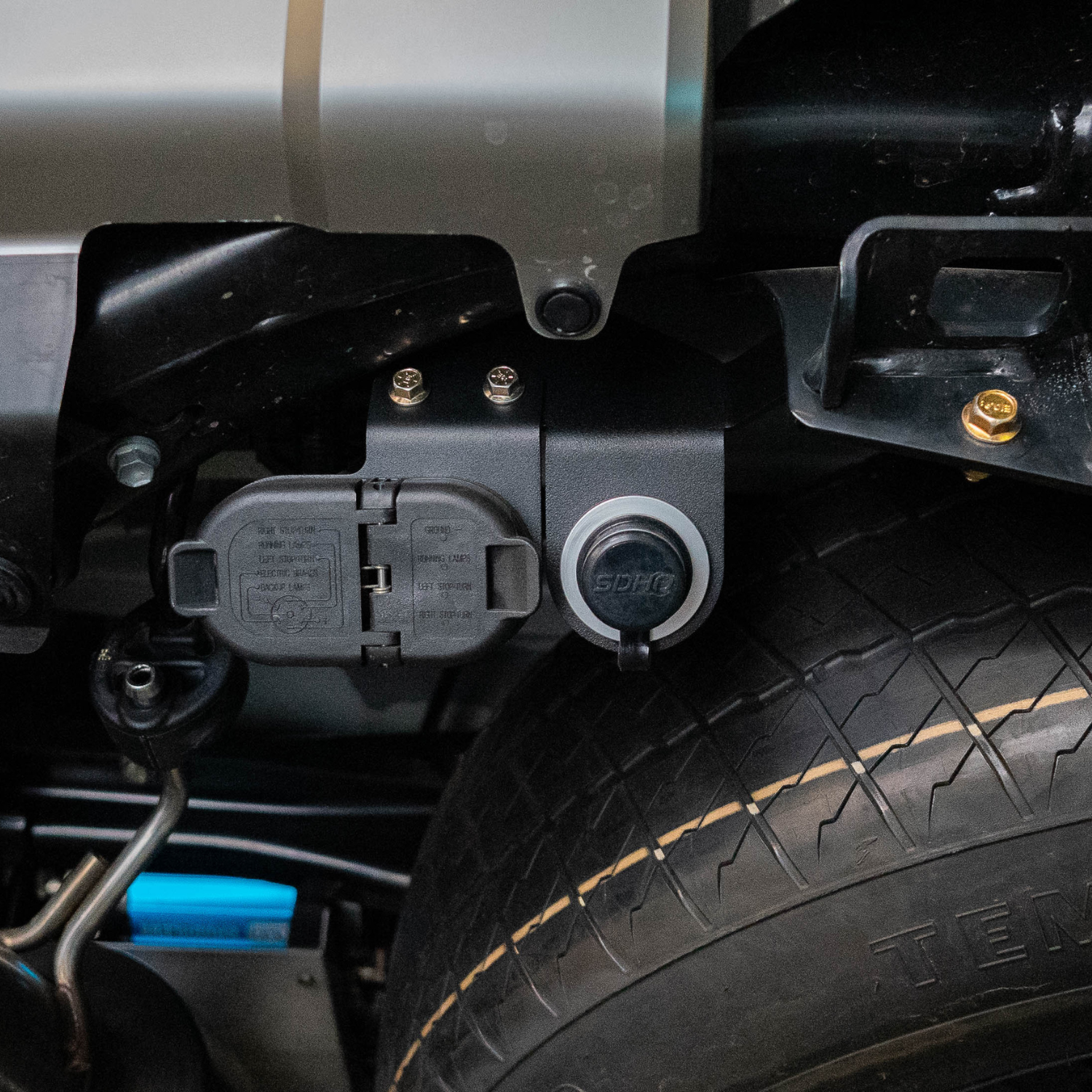 SDHQ Built 2025+ 4Runner Air Chuck and Switch Mount Kit