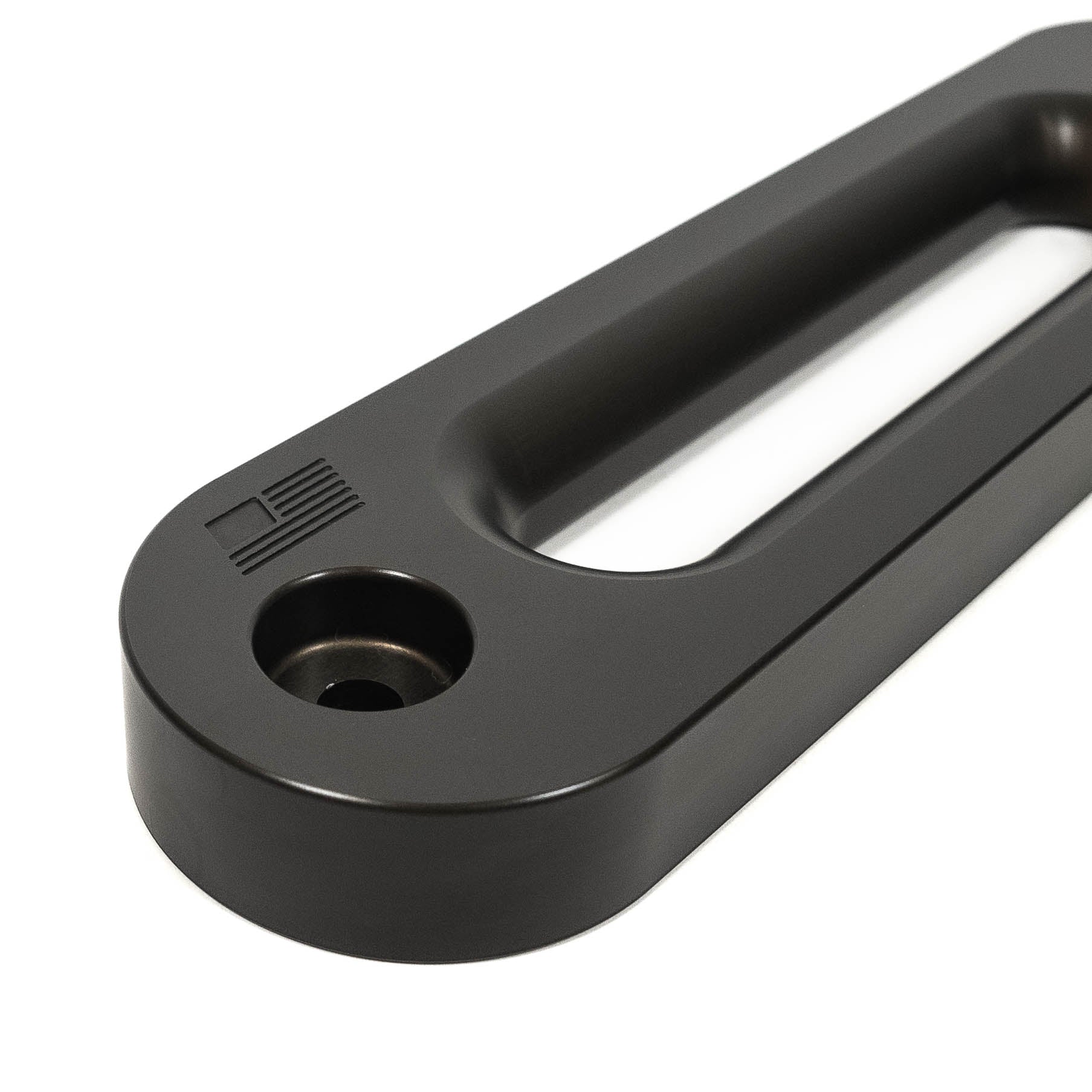 SDHQ Built Universal 1.0” Billet Aluminum Fairlead Close-up Display 