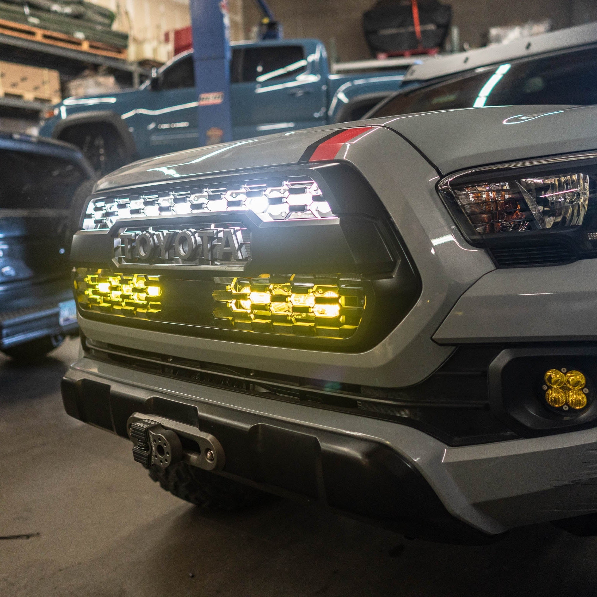 '16-23 Toyota Tacoma SDHQ Built BTG Dual 10" Light Bar Mount Installed Display on Vehicle 