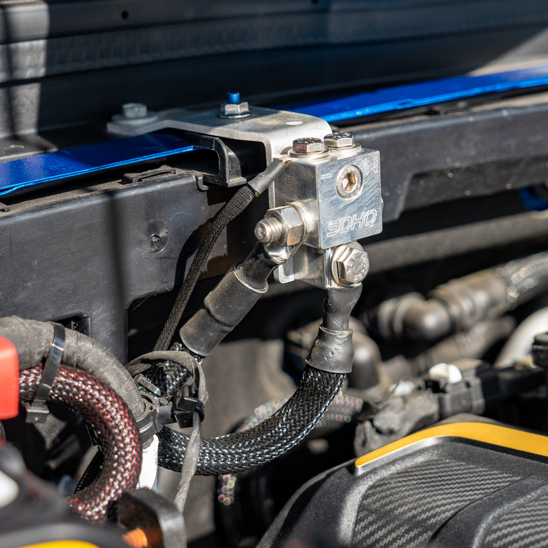 2018-2023 Jeep JL/JT (3.6L & 2.0L) SDHQ Built Billet Battery Terminal Kit installed display close up