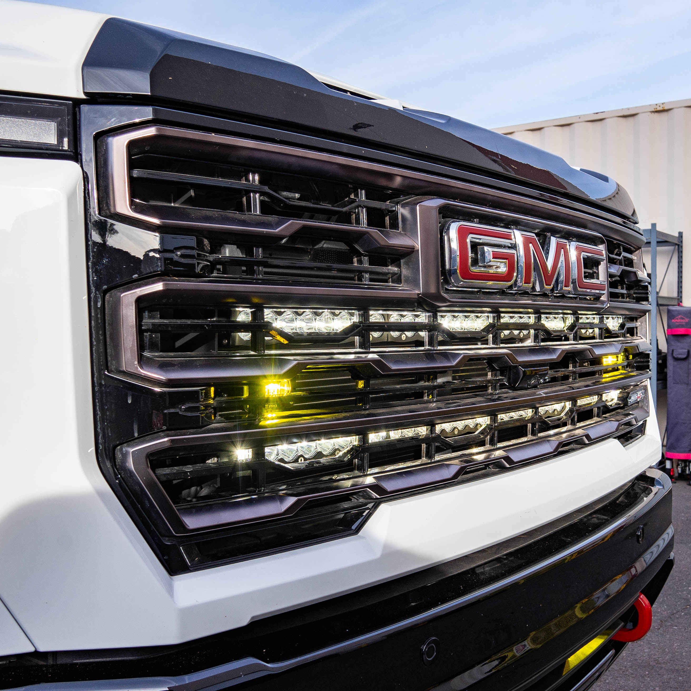 2024 GMC 2500/3500 Behind The Grille 40" Light Bar Mount installed