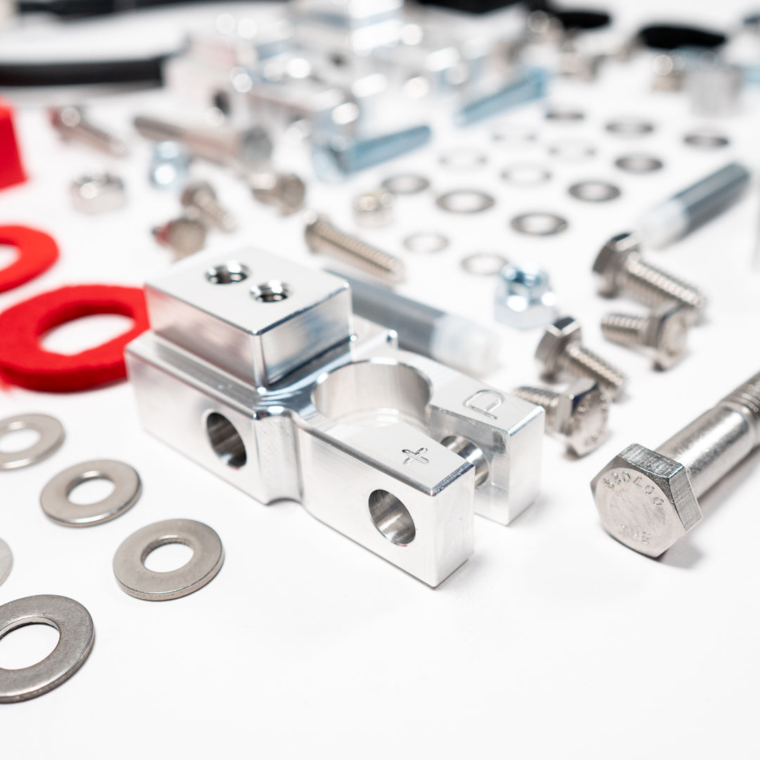 '19-23 RAM 2500/3500 Complete Billet Battery Terminal and Distribution Kit Close-up Display of included parts and hardware 