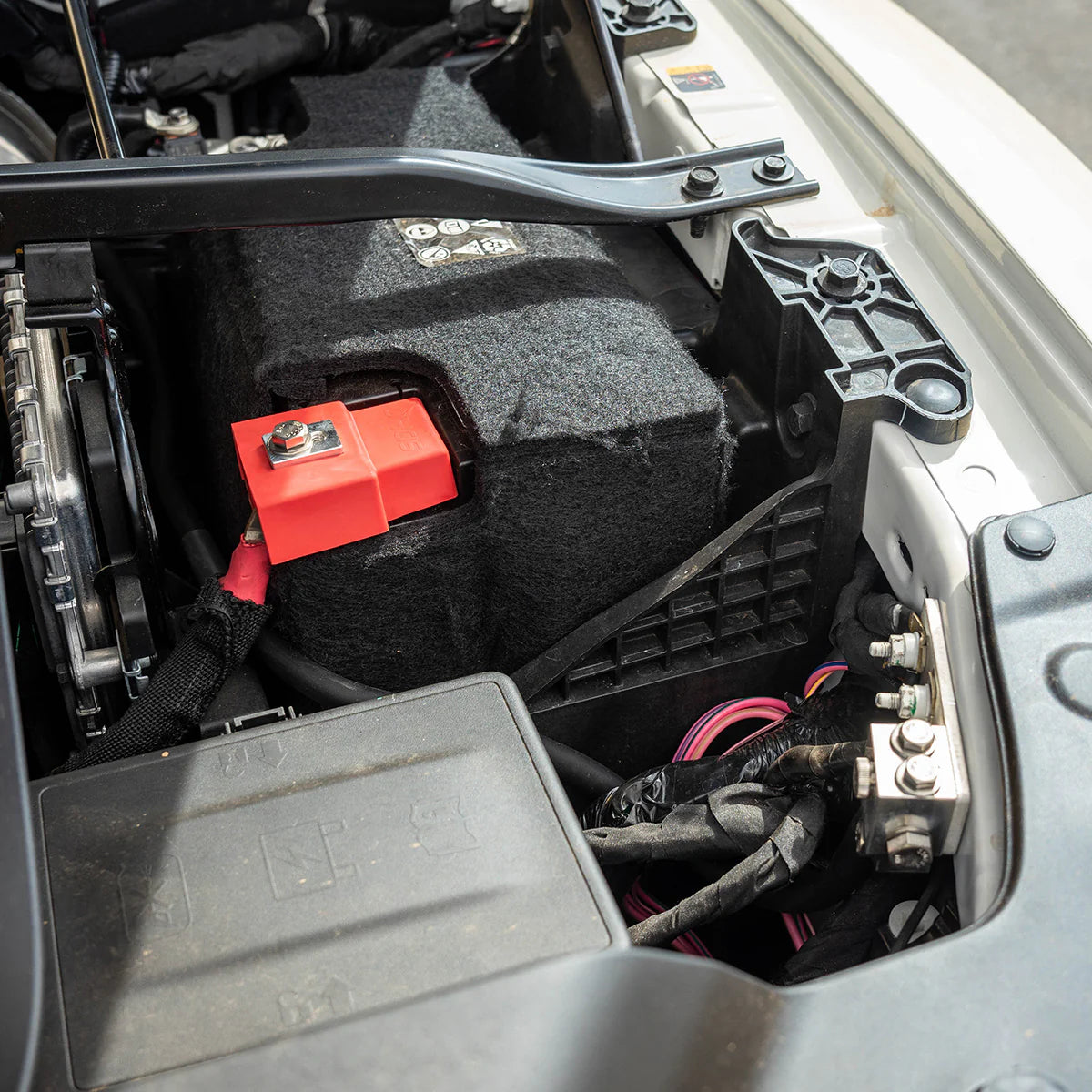2025 Ram 1500 RHO SDHQ Built Billet Battery Terminal Kit installed