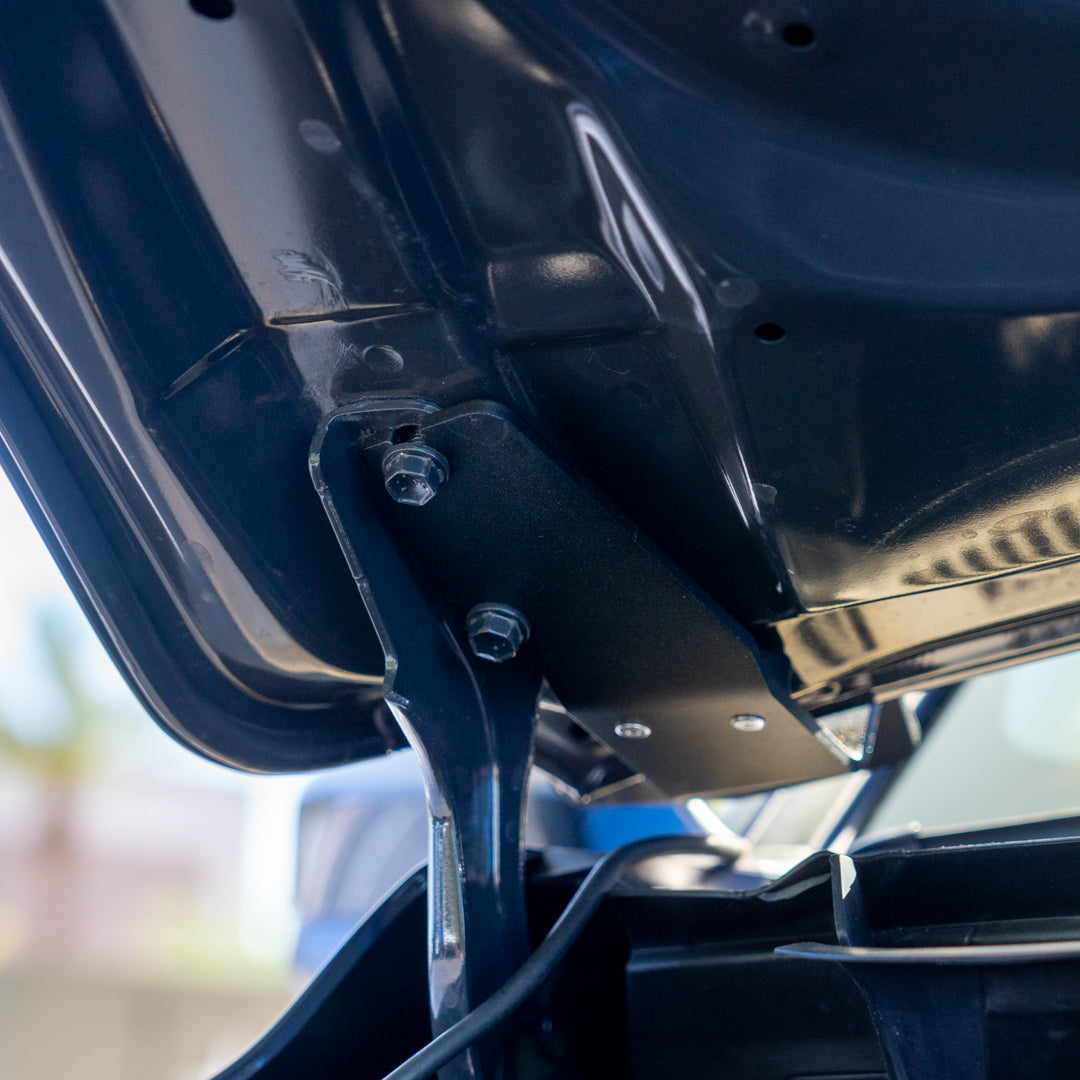 '24+ Tacoma A-Pillar Light Mounts install location display 