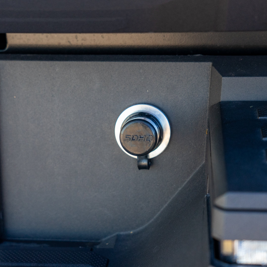 '22-24 Tundra Bulkhead Air Chuck and Switch Mounting Kit close-up display installed 