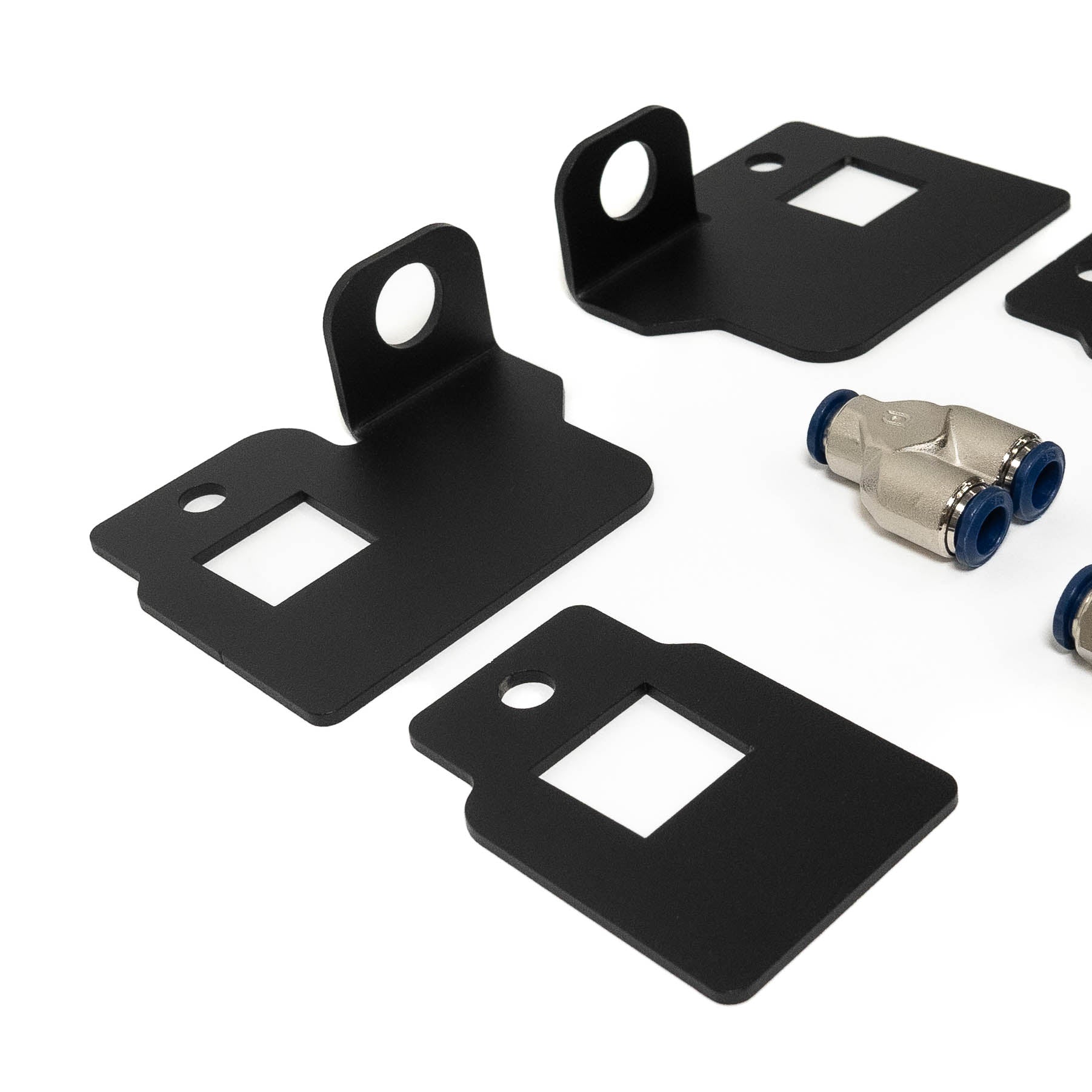 2022- 2024 Tundra SDHQ Built Remote Air Chuck and Switch Mounting Kit Close-up Display of Included Fitting and brackets 