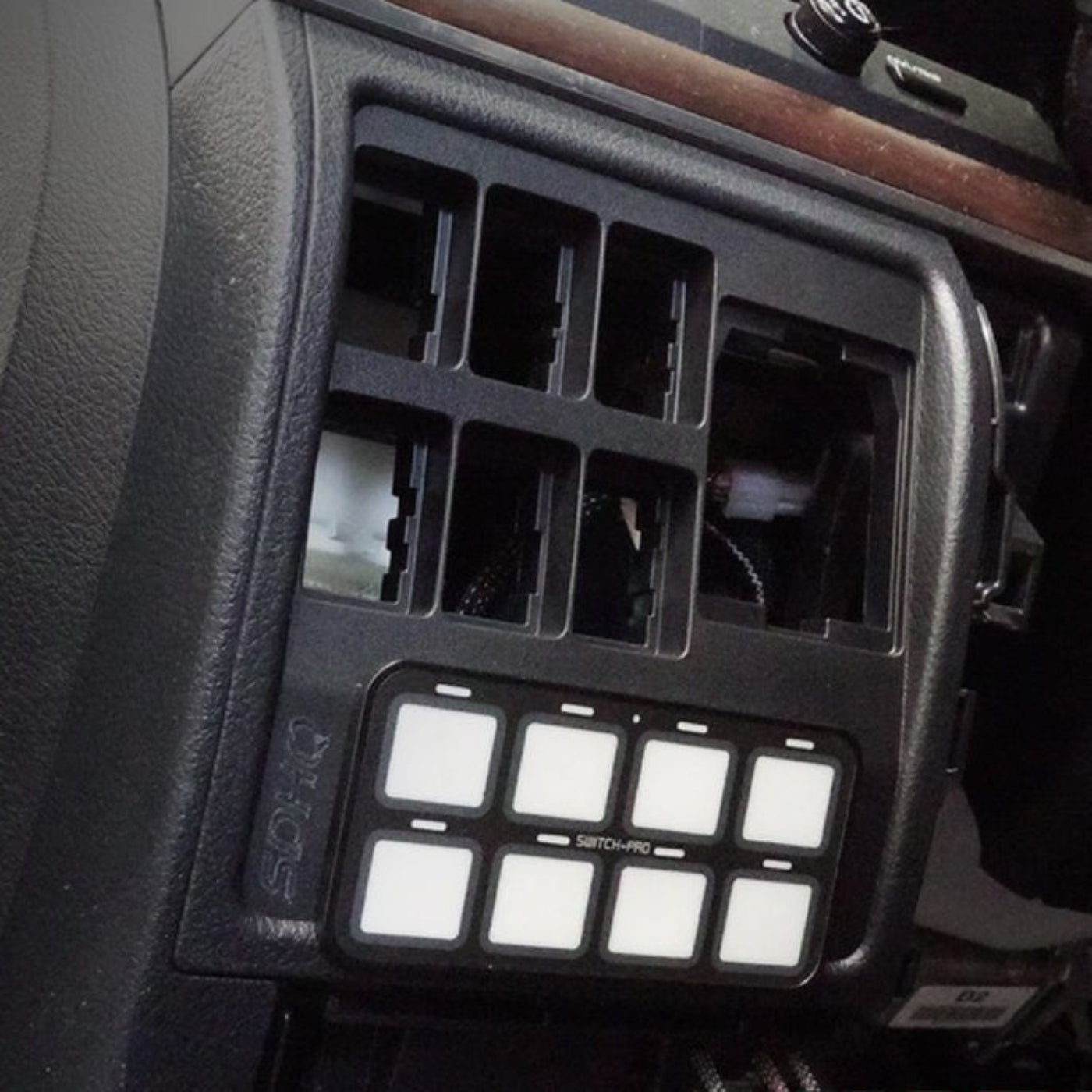 '08-21 Toyota Land Cruiser SDHQ Built Switch Pros Keypad Mount Installed Display 
