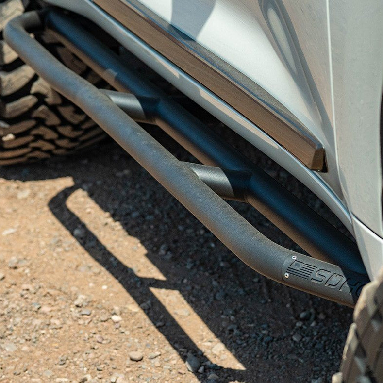 '08-21 200 Series Toyota Land Cruiser SDHQ Built Rock Sliders close-up installed display