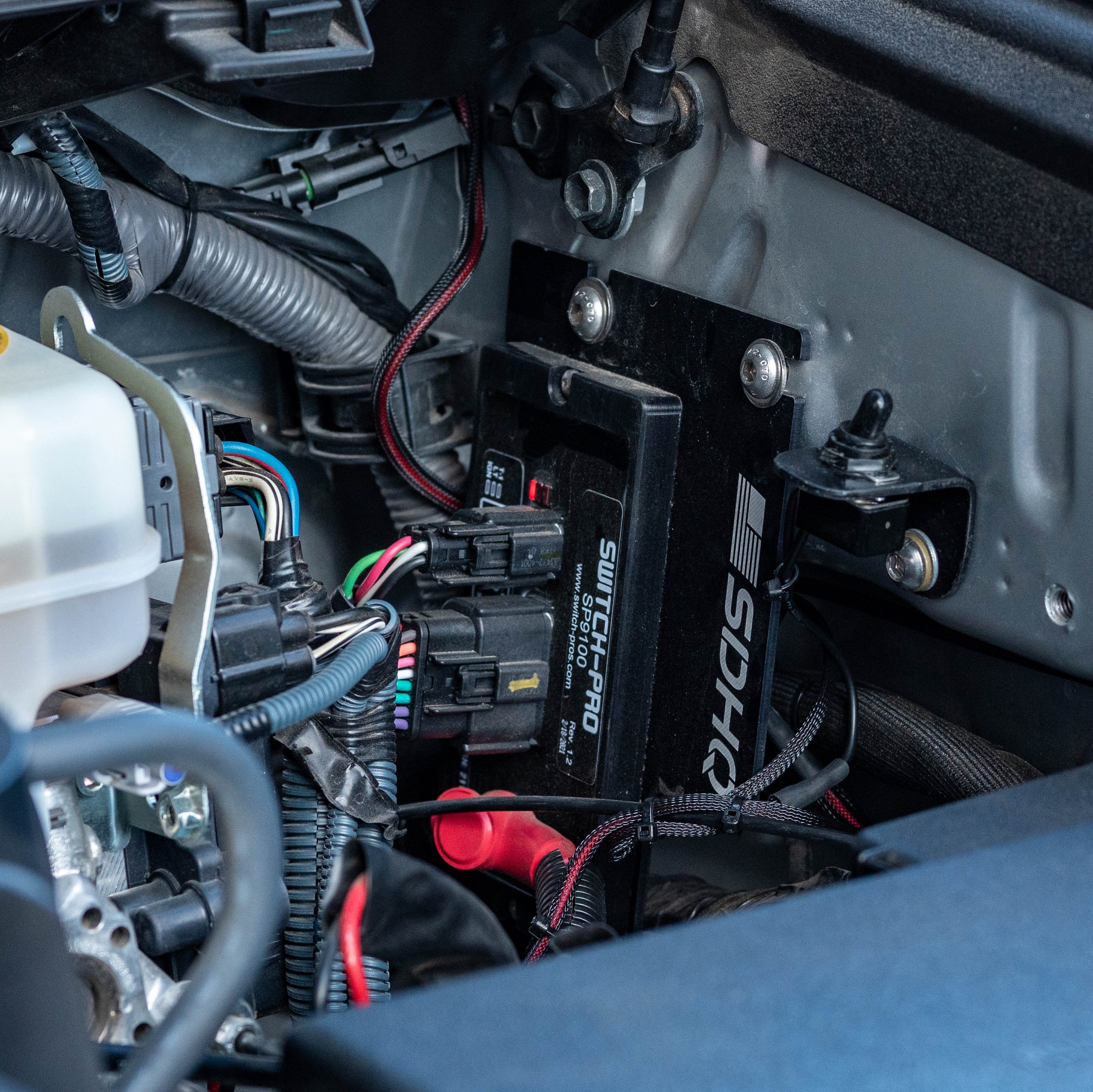 '10-23 Lexus GX460 SDHQ Built Switch-Pros Power Module Mount display Installed